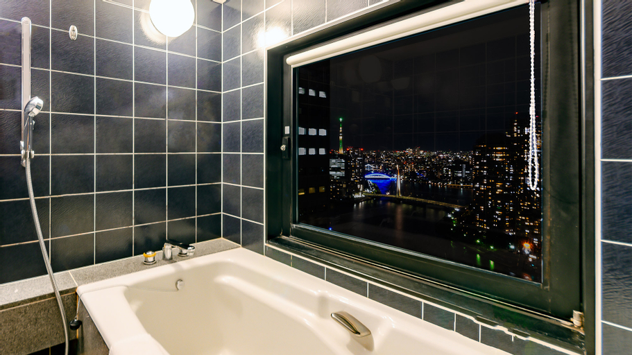 Bedroom 5, Ginza Creston, Chūō