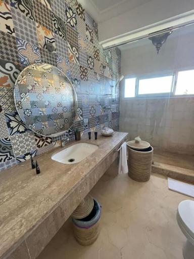 Bathroom 3, Villa La Falaise, Safi