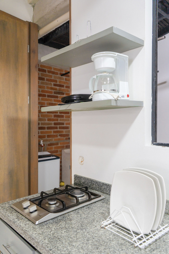 Others 5, M1145 Loft, Pereira