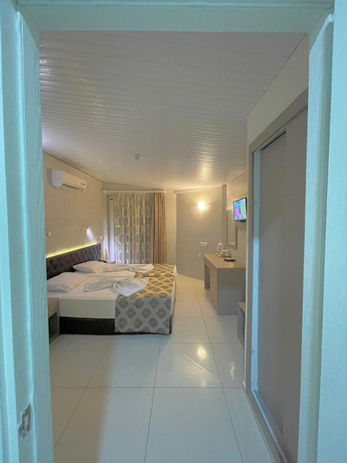 Bedroom 4, Cleopatra City Hotel, Alanya