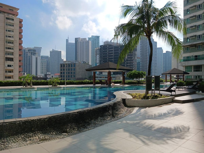 Sport & Beauty, Pool view condo @ The Beacon - Roces Tower, Makati, Makati City