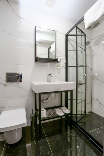 Bathroom 5, Turkuaz Boutique Hotel, Büyükçekmece