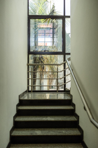Others 4, Catalyst Suites, Rajajinagar, Bangalore