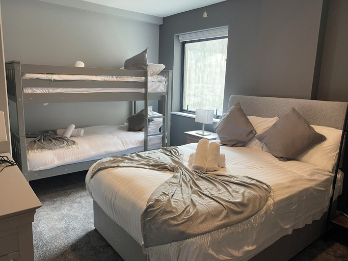 Bedroom 5, Madison House