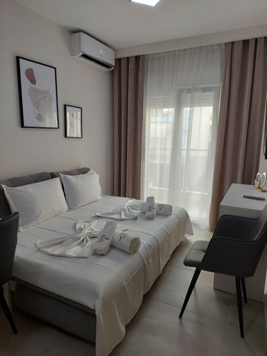 Bedroom 4, Navarino Luxe Suites with Sea View, Central Macedonia