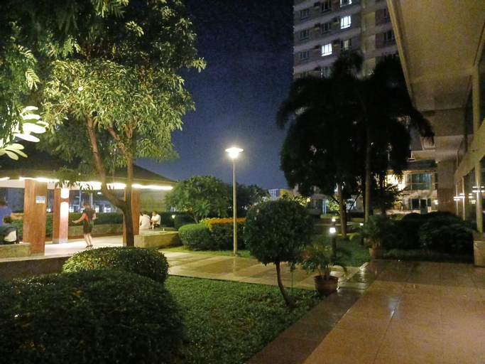 Pool view condo @ The Beacon - Roces Tower, Makati, Makati City