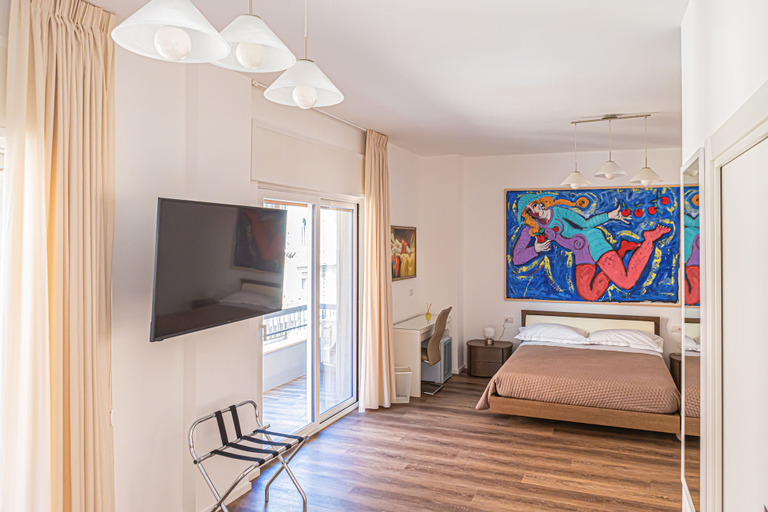 Bedroom 4, Melo 48, Bari