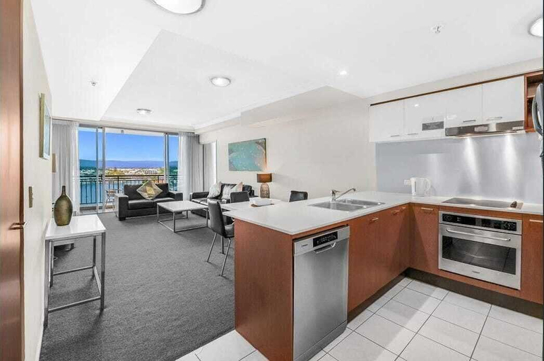 Others 4, Chevron Renaissance Private room Lvl16, Gold Coast
