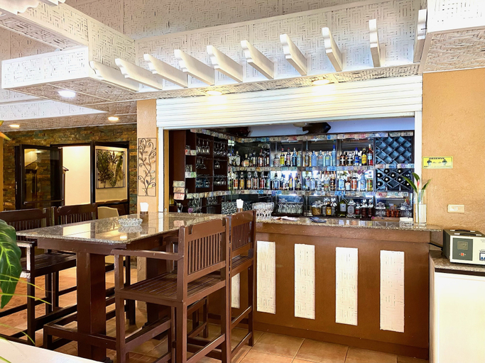 Food & Drinks 5, Anda White Beach Resort, Anda