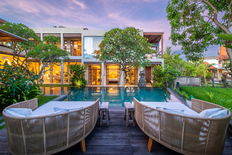 Sport & Beauty 1, Stunning 4BR Private Villa in Canggu, Badung