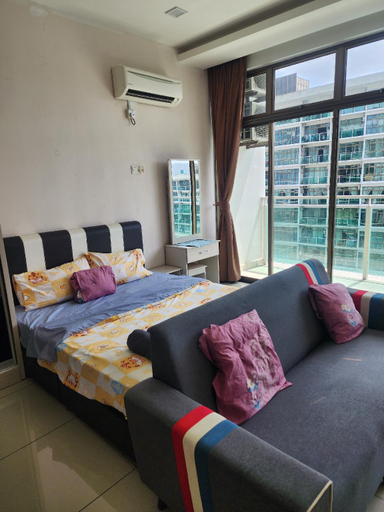 Bedroom 2, Romantic pool view Mount Austin Palazio Studio, Johor Bahru