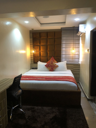 Bedroom 2, Esporta Suites Hotel GRA, Mushin