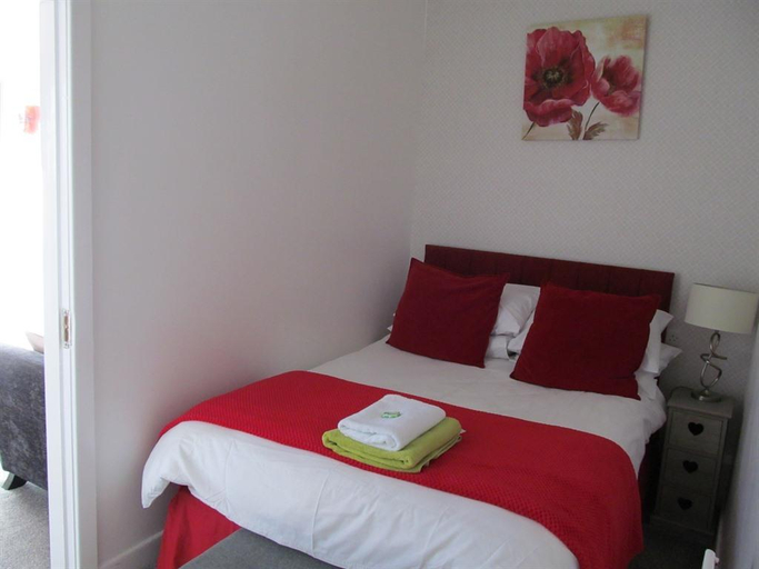 Bedroom 2, The Fylde International, Blackpool