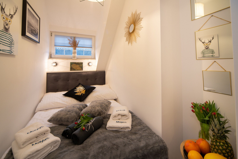 Bedroom 4, Długa 66 Attic, Gdańsk City