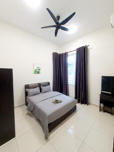 Bedroom 2, CHEERFUL 4-BED ROOM BUNGALOW 10PAX@ALMA NEAR JUSCO, Seberang Perai Tengah