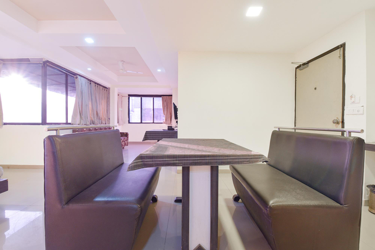 Food & Drinks, FabHotel Skyland - Ambli - Bopal Rd, Ahmadabad