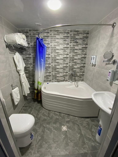 Bathroom 4, Vatan Plaza, Tashkent City