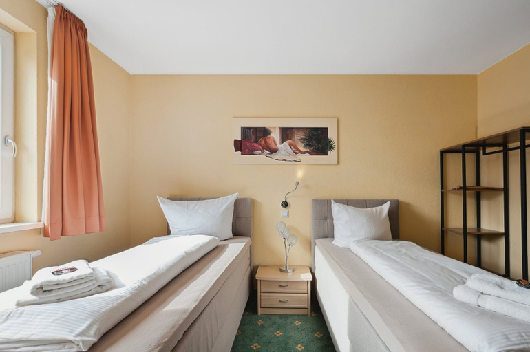 Bedroom 4, 7o'Clock Hotel Hannover Messe Laatzen, Region Hannover