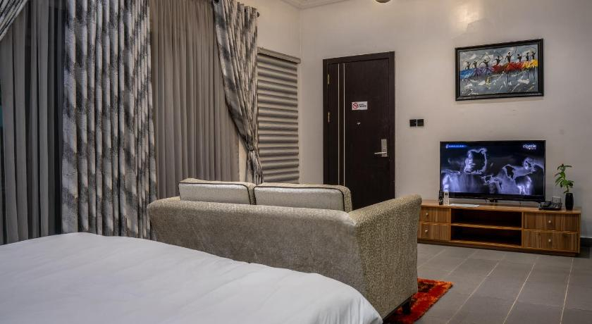 Bedroom 2, Nelson Mandela Gardens, Oshimili North