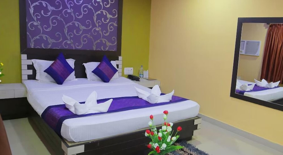 Bedroom 4, HOTEL PUSHPA A Berries Group of Hotels, Puri