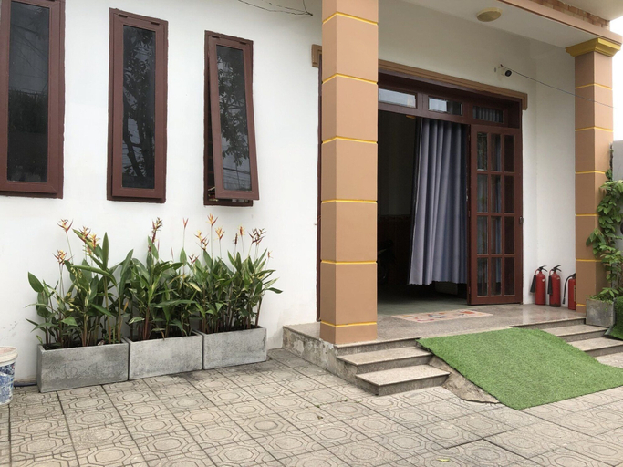 Exterior & Views 2, Lucky Motel, Bien Hoa
