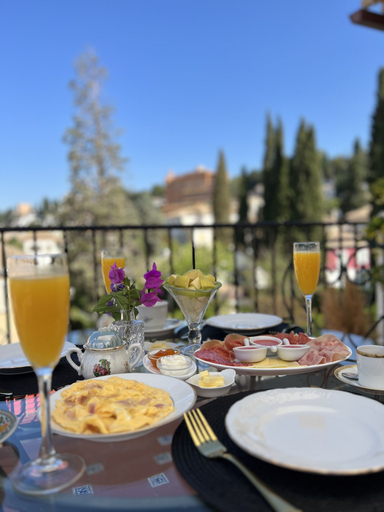 Food & Drinks 4, Hotelito Suecia, Granada