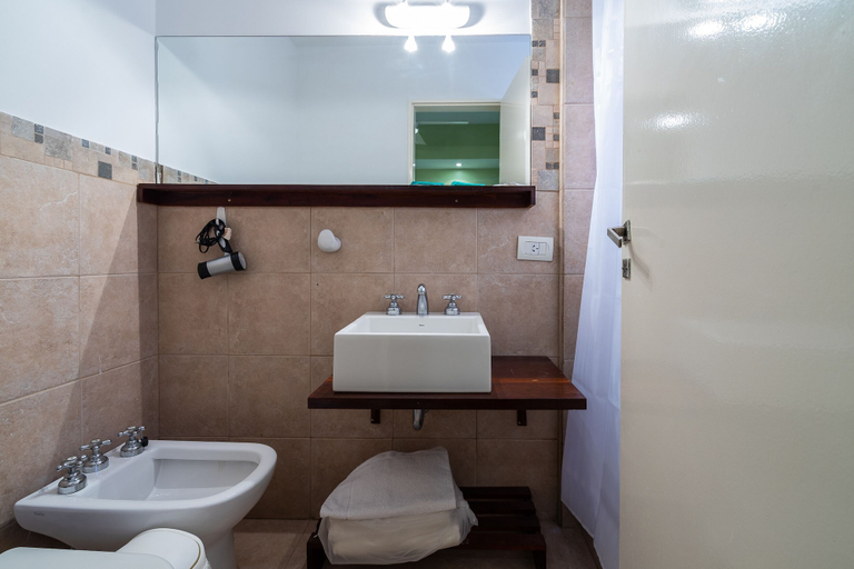 Bathroom, Hotel Arte del Rey, Pinamar