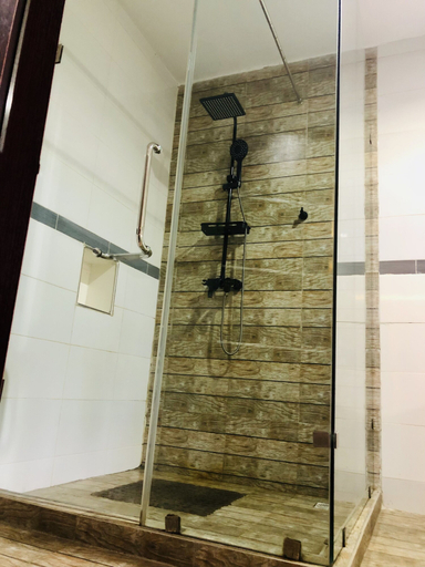 Bathroom 3, Esporta Suites Hotel GRA, Mushin