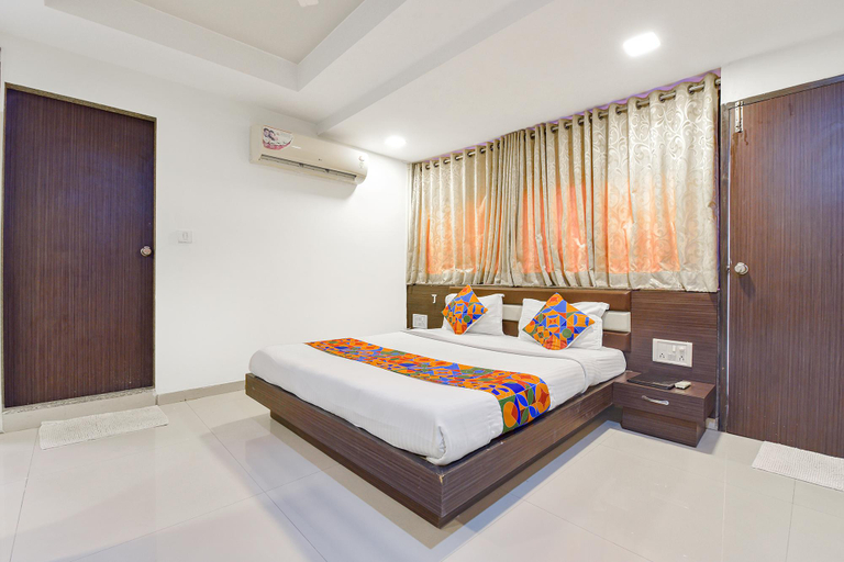 Bedroom 3, FabHotel Skyland - Ambli - Bopal Rd, Ahmadabad