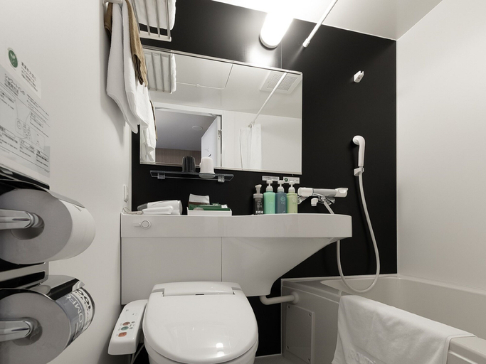 Bathroom 4, Hotel Route Inn Kyoto Kameoka Ekimae, Kameoka