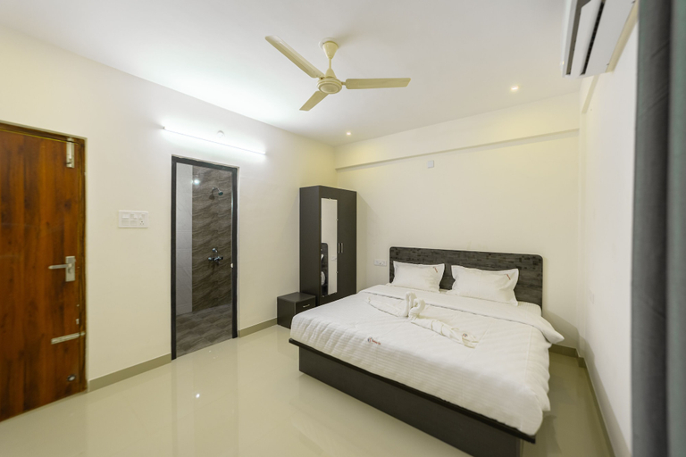 Bedroom 2, Fortune Inn, Erode