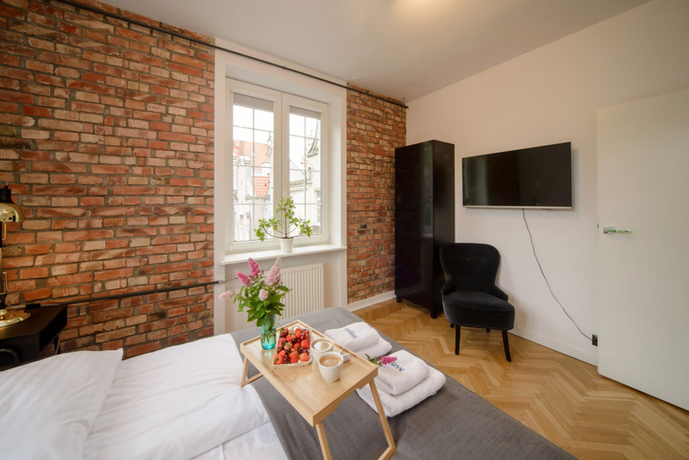 Bedroom 3, Maya's 63, Gdańsk City