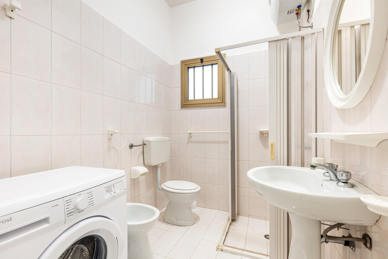 Bathroom, 3448 Villetta Stellastrea by Barbarhouse, Lecce
