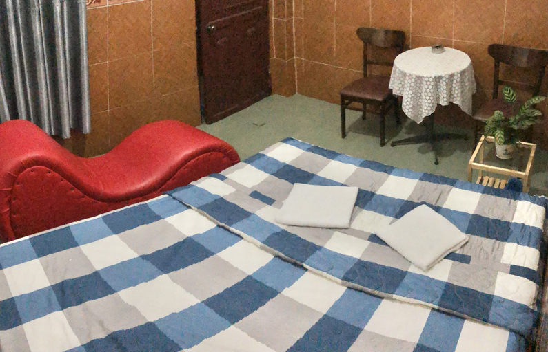 Others 5, Lucky Motel, Bien Hoa