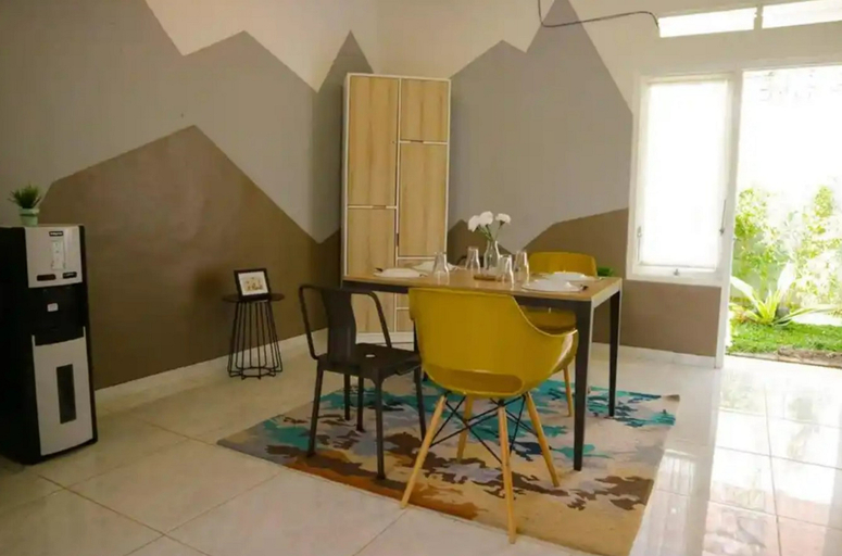 Others 3, Villa Karina Batu - Two Bedroom, Malang