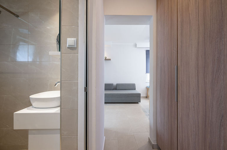 Bathroom 5, Poseidon Hotel and Apartments, South Aegean