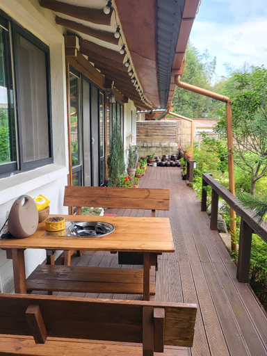 Others 2, GOUN Pension, Gwangsan