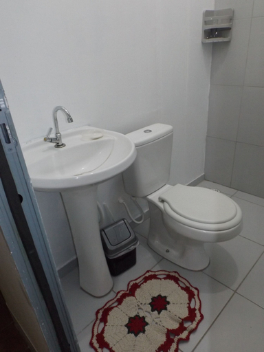 Bathroom 5, Hostel Lize, Guarulhos