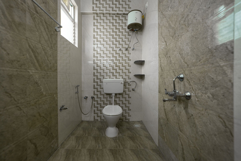 Bathroom 3, Fortune Inn, Erode