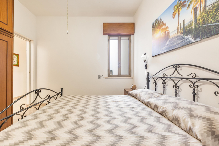 Bedroom 2, 3448 Villetta Stellastrea by Barbarhouse, Lecce