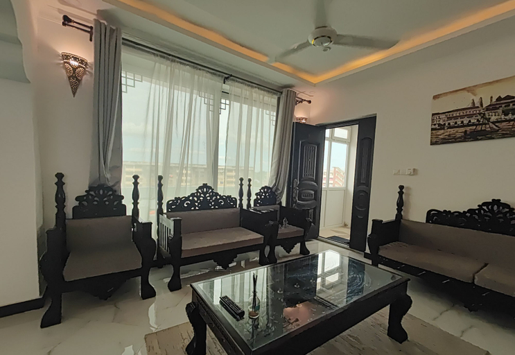 Others 5, AYAA APARTMENT, Mjini