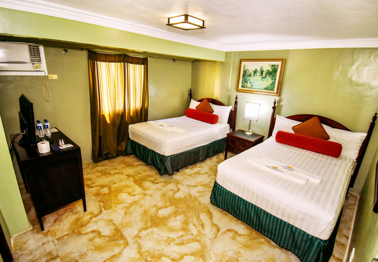 Bedroom 5, Dreamwave Hotel Puerto Galera, Puerto Galera