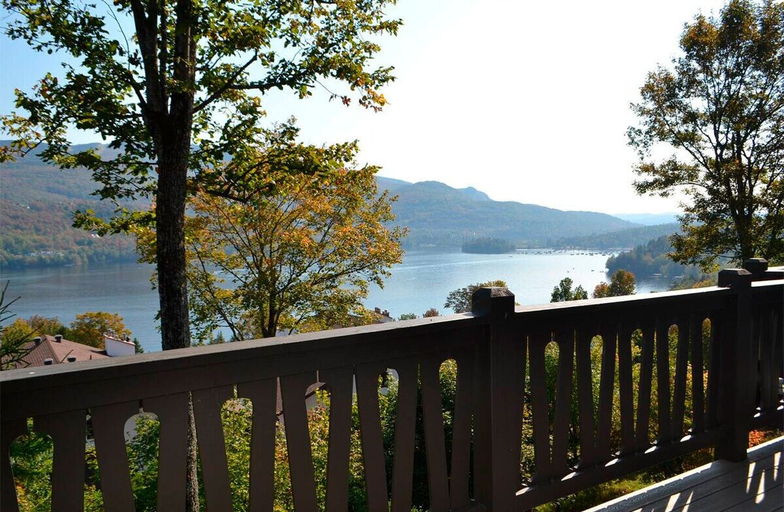 Others 5, Hôtel du lac - RVMT, Les Laurentides
