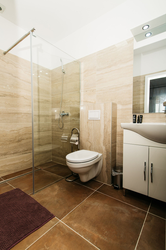 Others 4, EVRA APARTMENTS, Recas