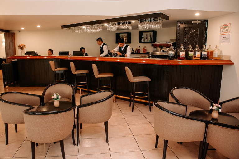Food & Drinks 5, Hotel Carrera SAC, Lima