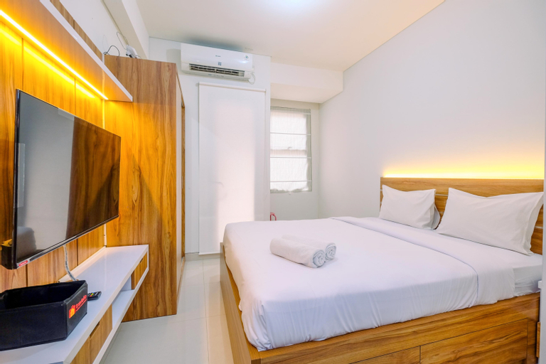 Bedroom 4, Modern and Comfy Studio at Transpark Cibubur Apartment By Travelio, Depok