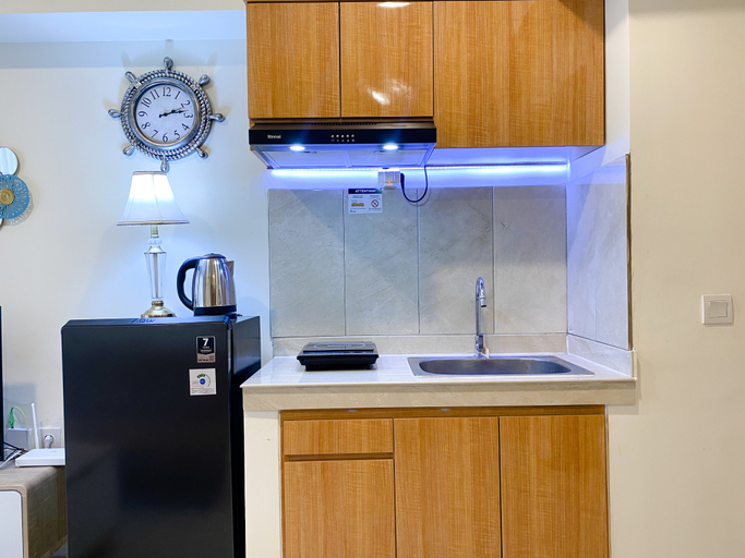 Others 4, Homey and Modern 2BR at 6th Floor Meikarta Apartment By Travelio, Cikarang