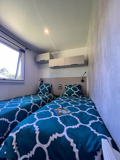 Bedroom 3, Camping La Grappe Fleurie, Rhône
