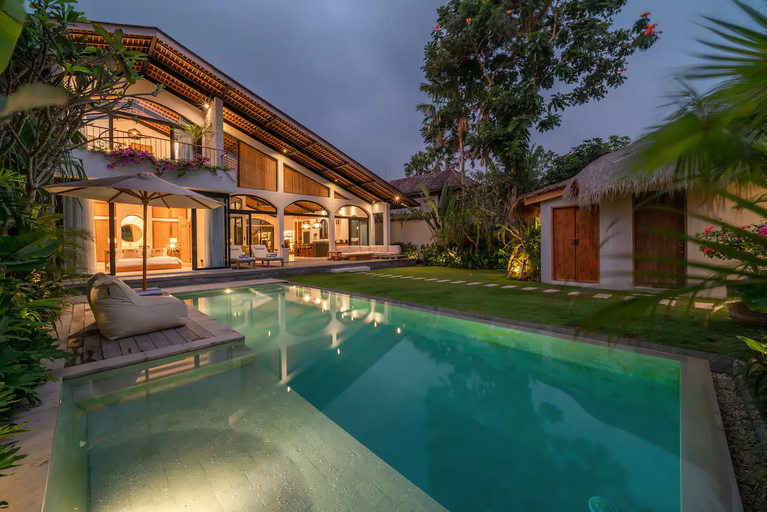 Sport & Beauty 1, Casa Donilo: 4BR Designer Villa in Canggu, Badung
