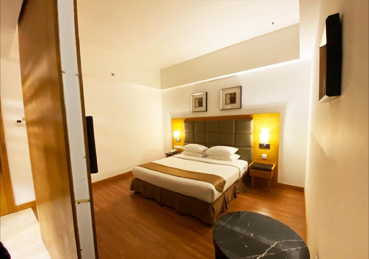 Bedroom 3, Crown Garden Hotel, Kota Bharu